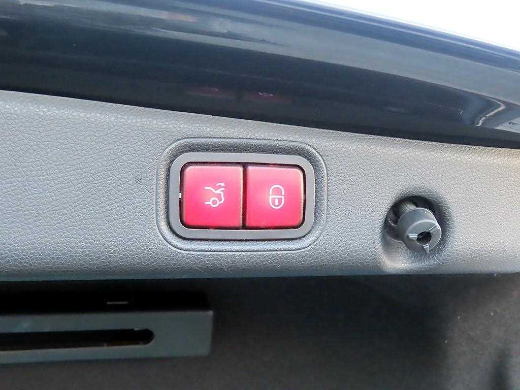 Mercedes Benz E class 2021 Gris - Importación desde Corea - HF Imports Iquique - Foto 16