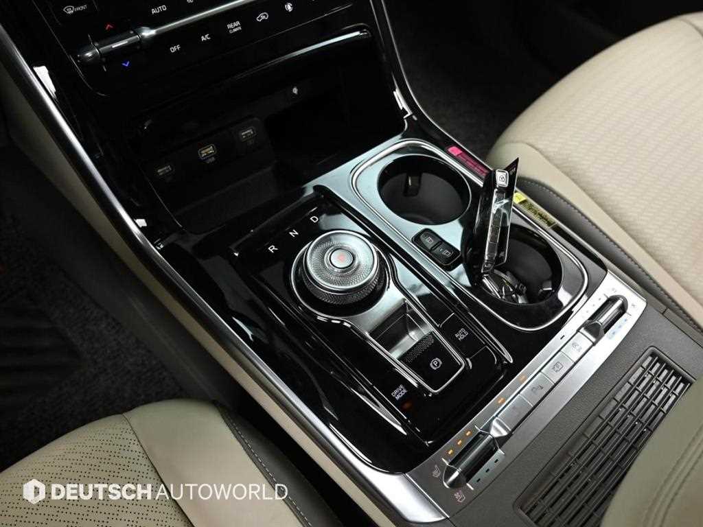 KIA Carnival - Vista 9