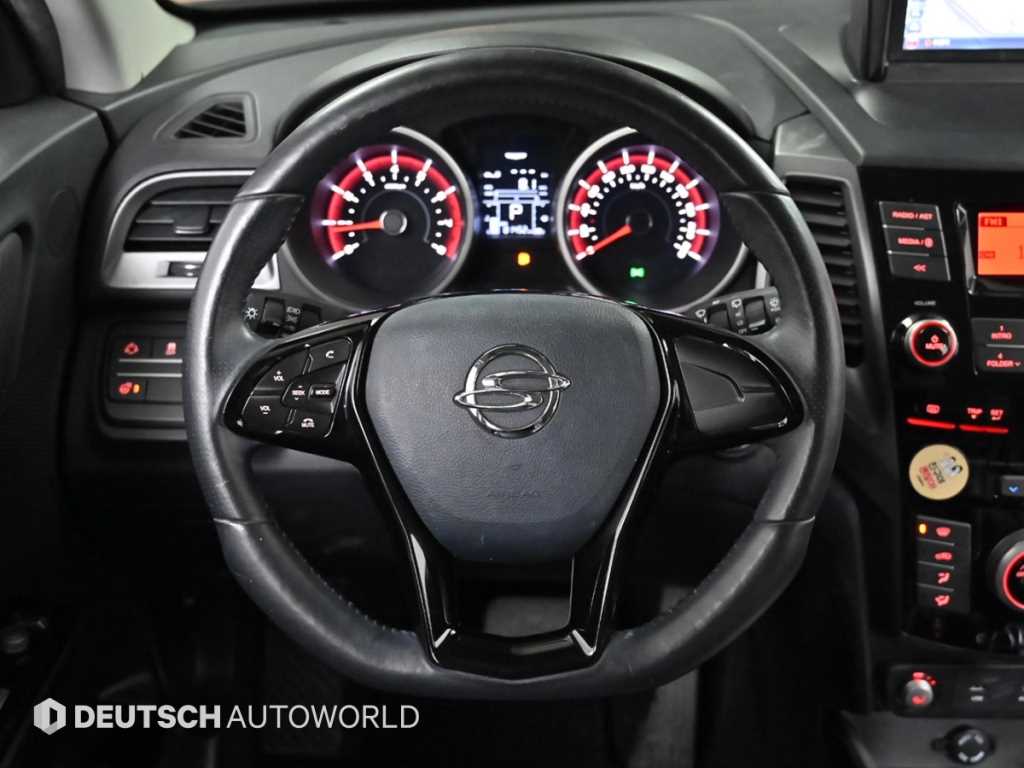 Ssangyong Tivoli 2017 Rojo - Importación desde Corea - HF Imports Iquique - Foto 13