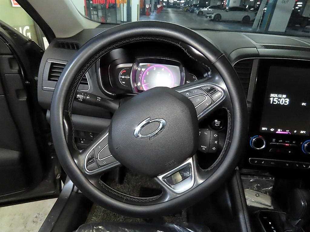 SAMSUNG QM6 - Vista 8