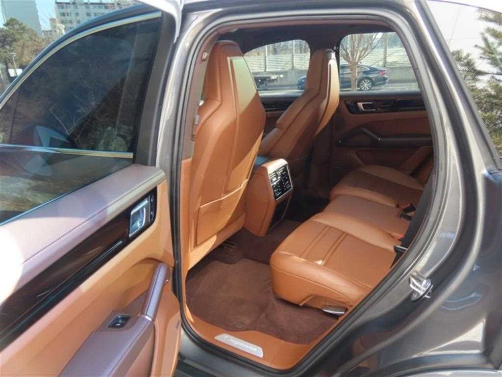 Porsche Cayenne 2021 - Importación desde Corea - HF Imports Iquique - Foto 13