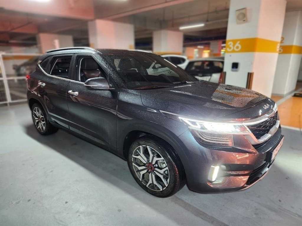 KIA Seltos - Vista 3