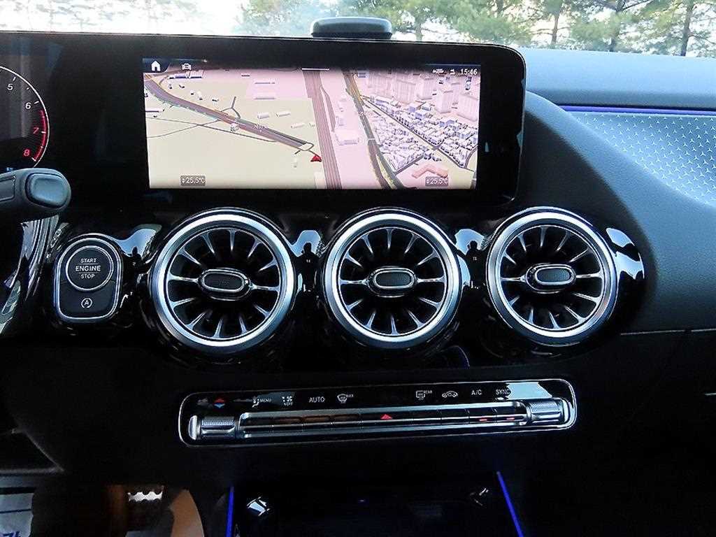 Mercedes Benz GLA Class 2025 Negro - Importación desde Corea - HF Imports Iquique - Foto 14