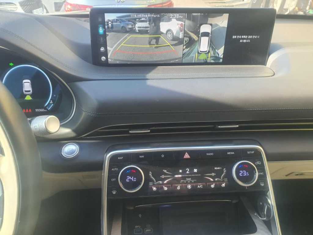 Genesis GV80 - Vista 10