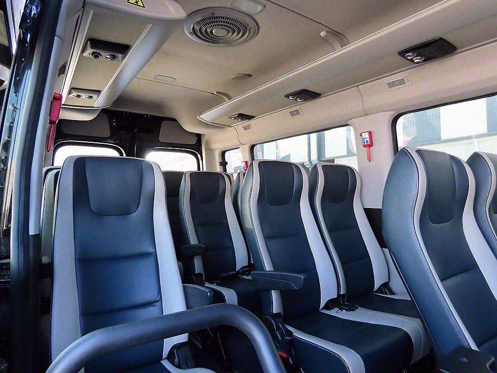 HYUNDAI Solati - Vista 7