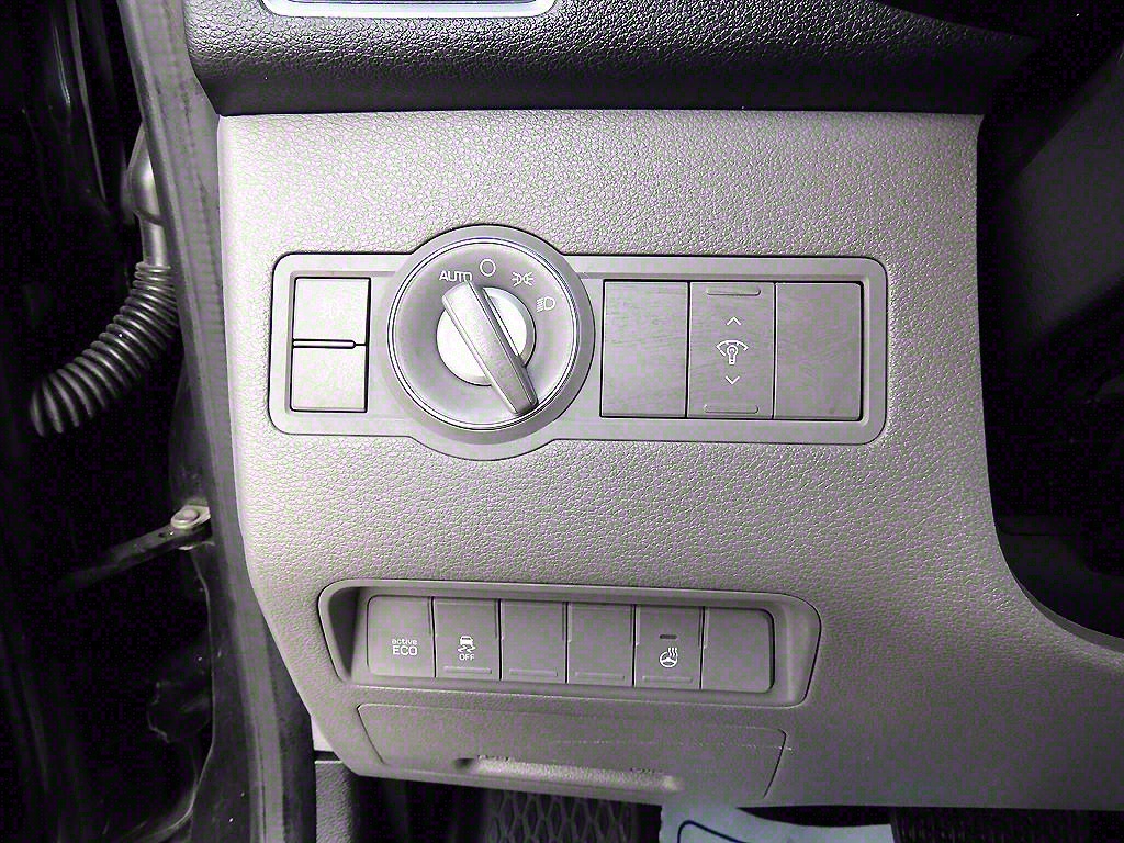 HYUNDAI Solati 2018 Negro - Importación desde Corea - HF Imports Iquique - Foto 13