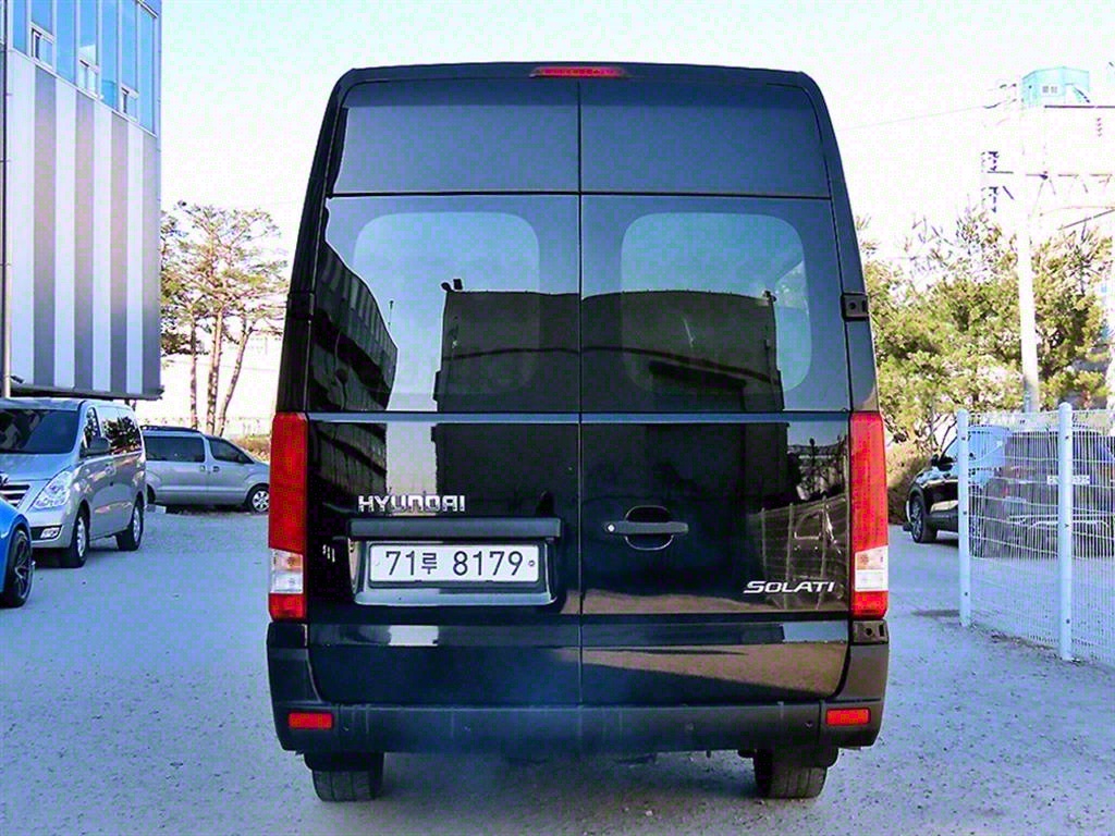 HYUNDAI Solati - Vista 4