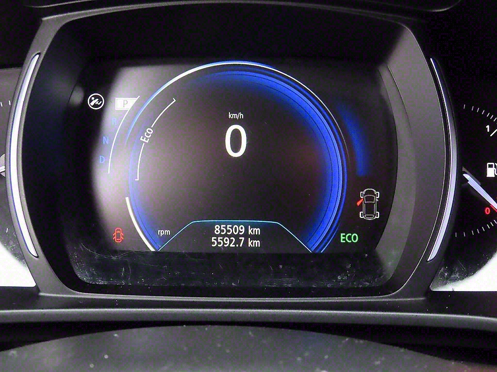 SAMSUNG QM6 - Vista 9