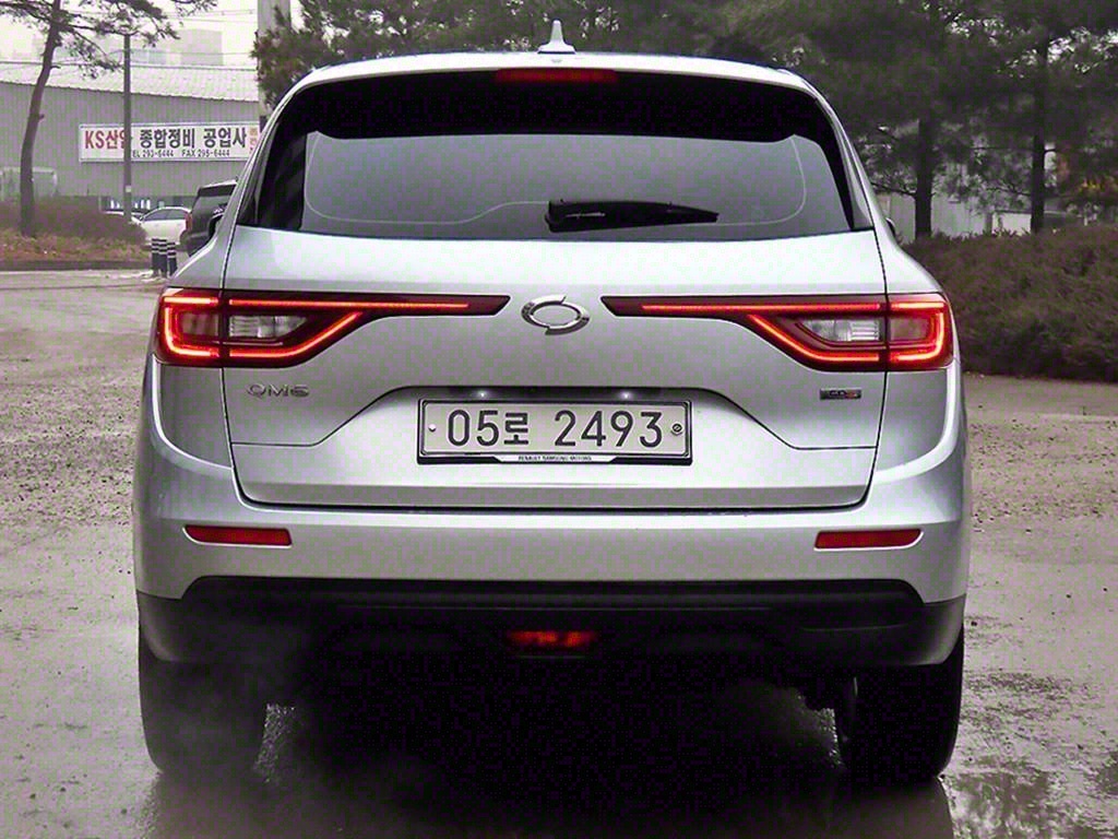 SAMSUNG QM6 - Vista 4