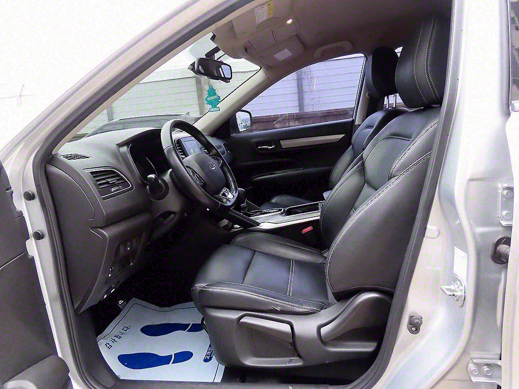 SAMSUNG QM6 - Vista 5