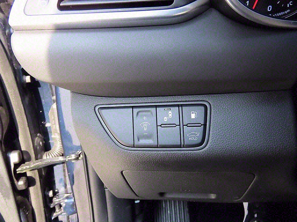 Genesis G70 - Vista 12