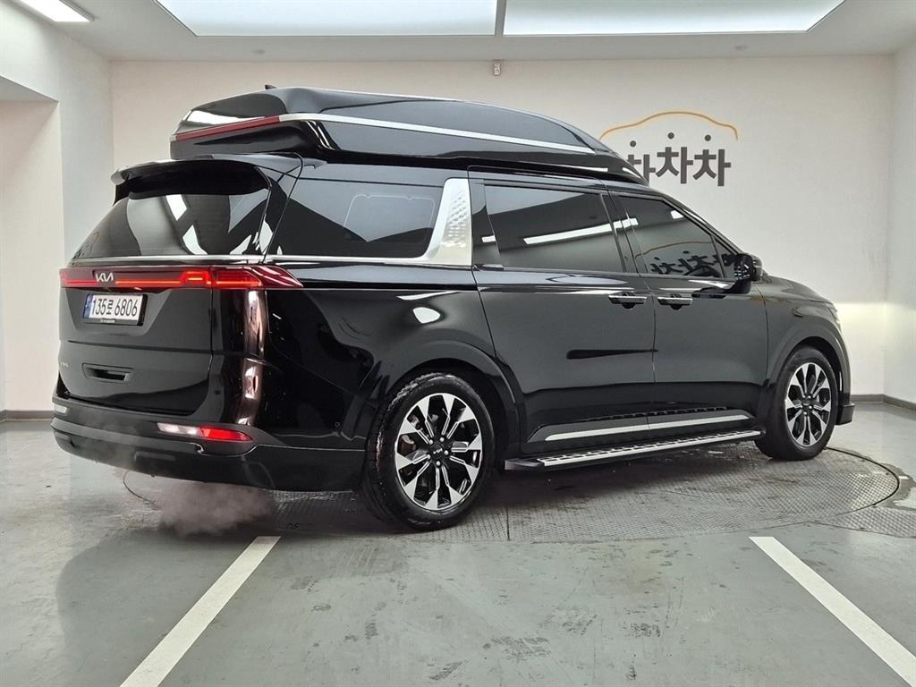 KIA Carnival - Vista 4