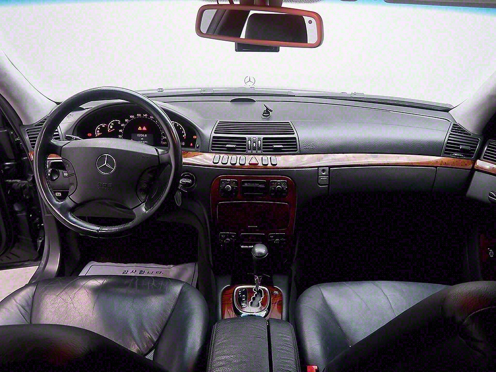 Mercedes Benz S Class - Vista 5