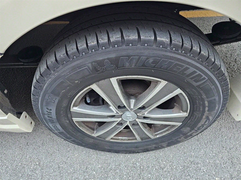 HYUNDAI Solati 2018 the color of pearl - Importación desde Corea - HF Imports Iquique - Foto 19