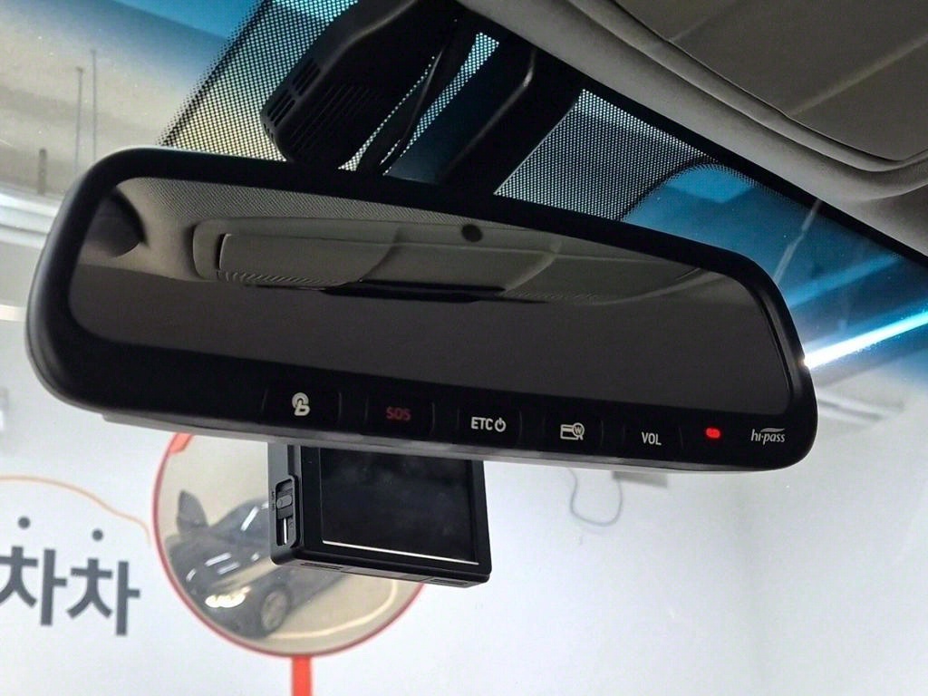 HYUNDAI Grandeur - Vista 12