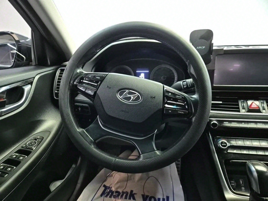 HYUNDAI Grandeur - Vista 7