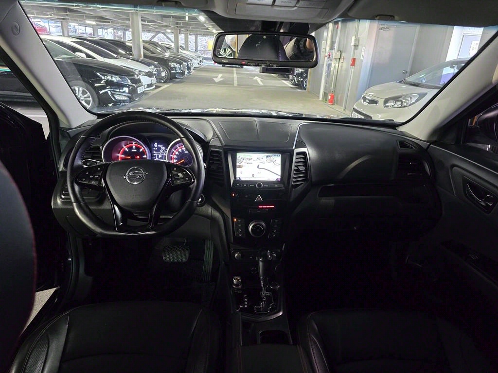 Ssangyong Tivoli - Vista 11