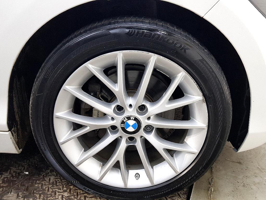 BMW 1 series 2015 Blanco - Importación desde Corea - HF Imports Iquique - Foto 20