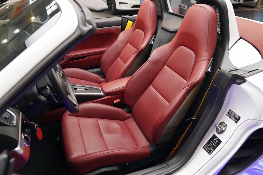 Porsche 718 - Vista 9