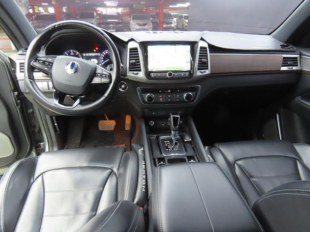 Ssangyong Rexton - Vista 7