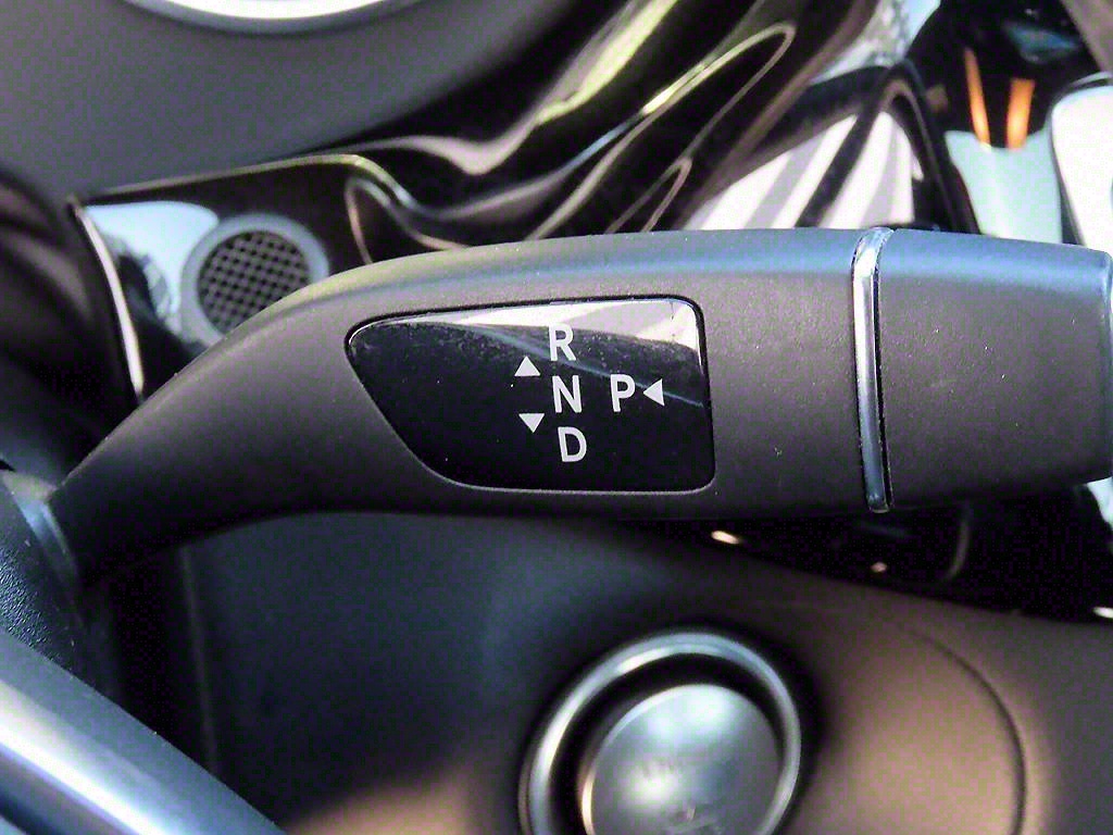 Mercedes Benz CLS Class - Vista 10