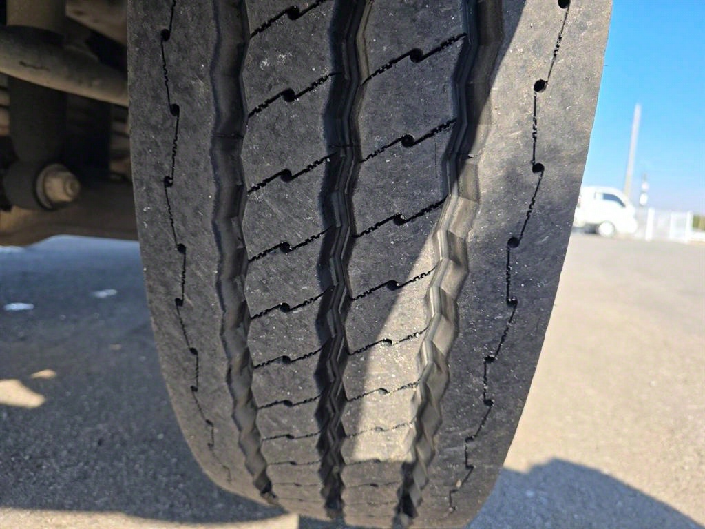 medium and large cargo apChoukJingae - Vista 11