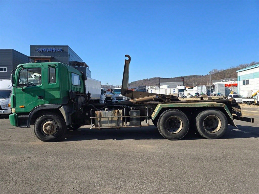 medium and large cargo apChoukJingae - Vista 8