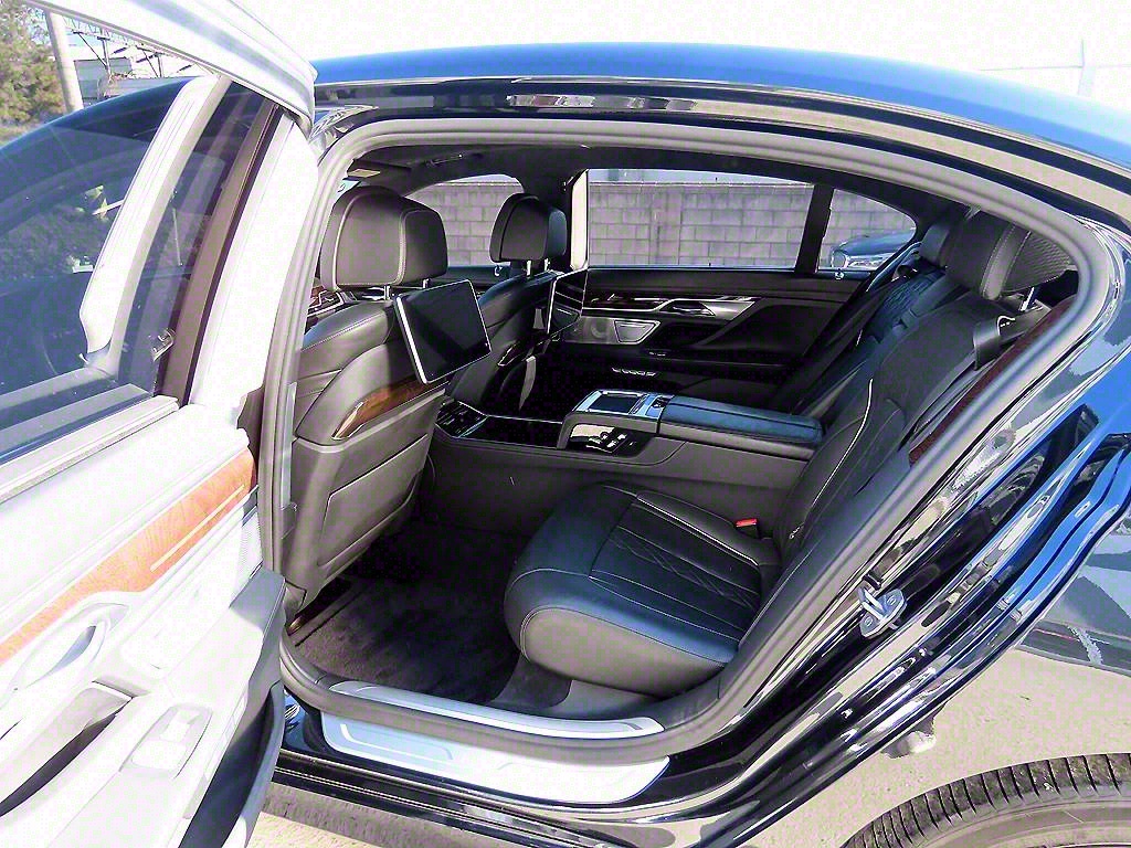 BMW 7 Series - Vista 6