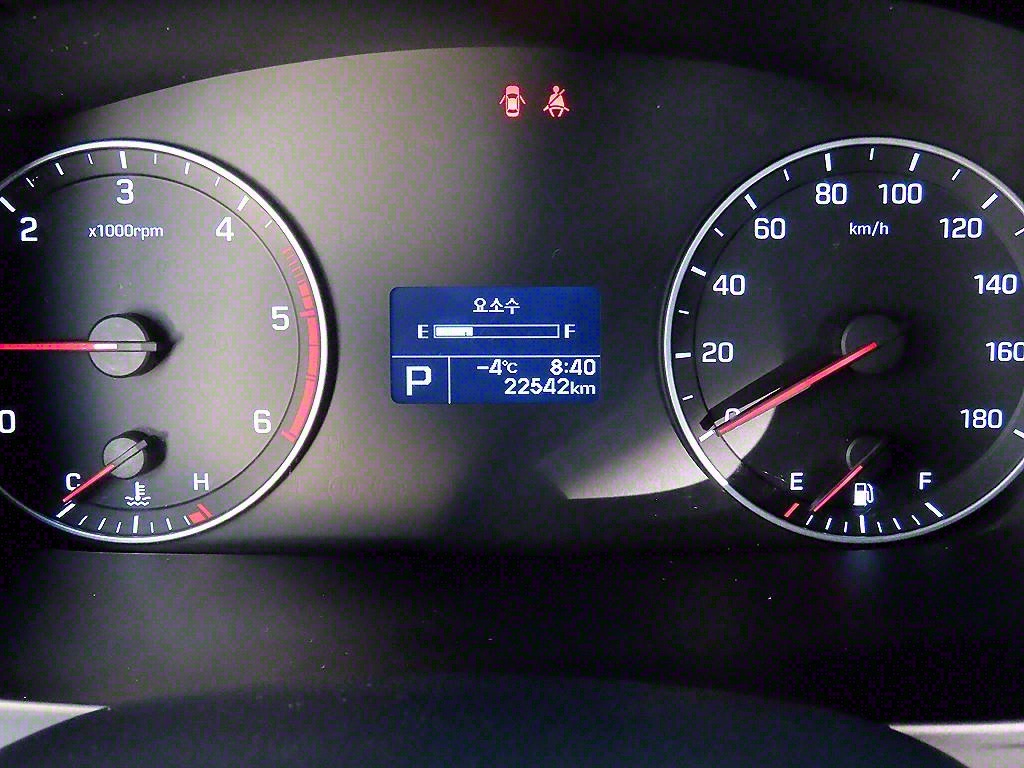 HYUNDAI Solati - Vista 9