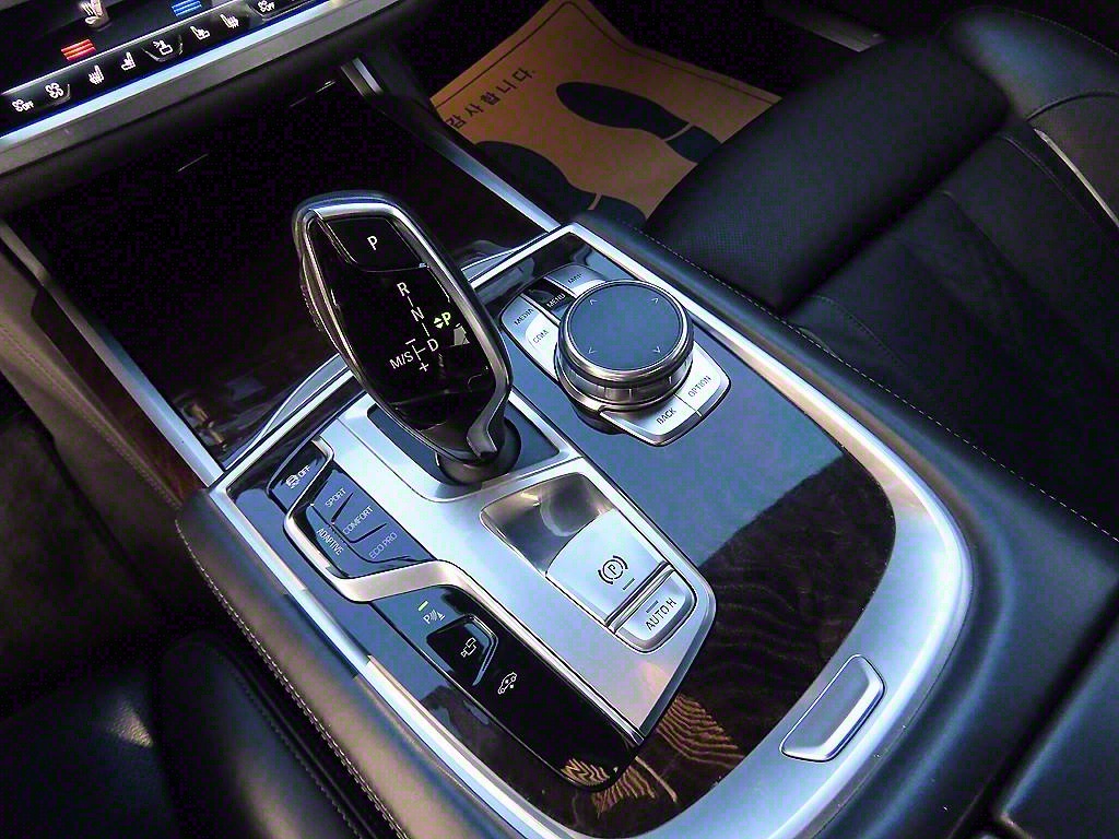 BMW 7 Series - Vista 10