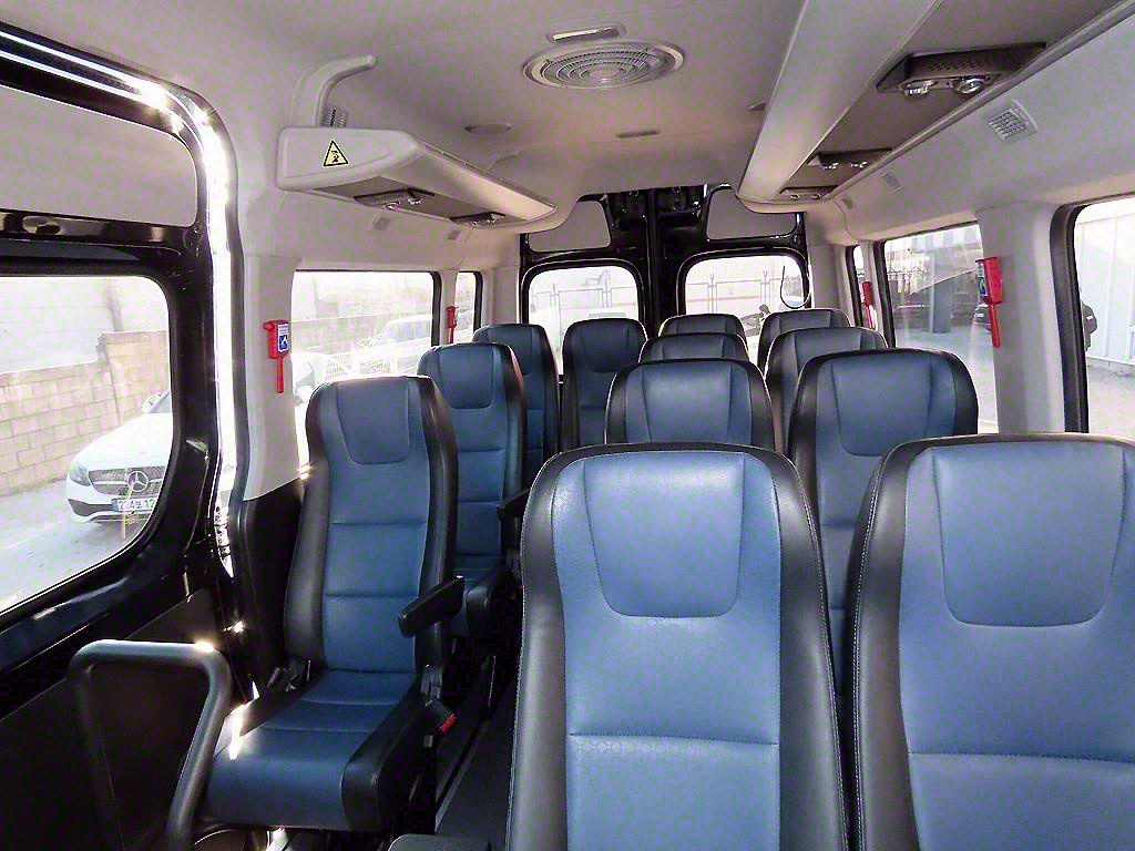 HYUNDAI Solati - Vista 6