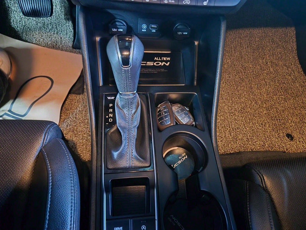 HYUNDAI Tucson - Vista 11