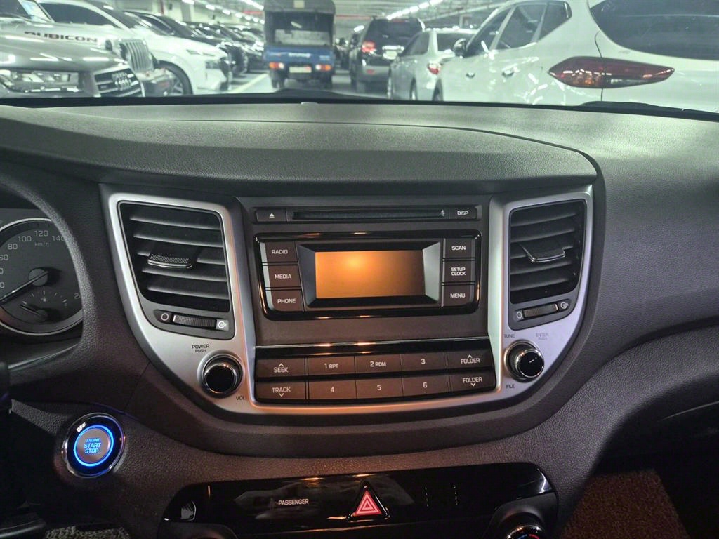 HYUNDAI Tucson - Vista 12