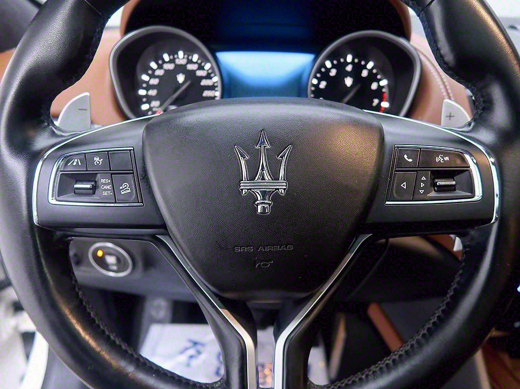 Maserati Levante 2018 Blanco - Importación desde Corea - HF Imports Iquique - Foto 9