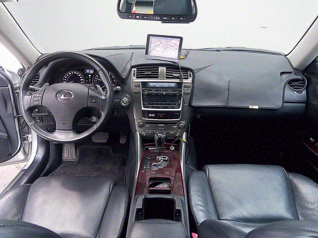 Lexus IS - Vista 9