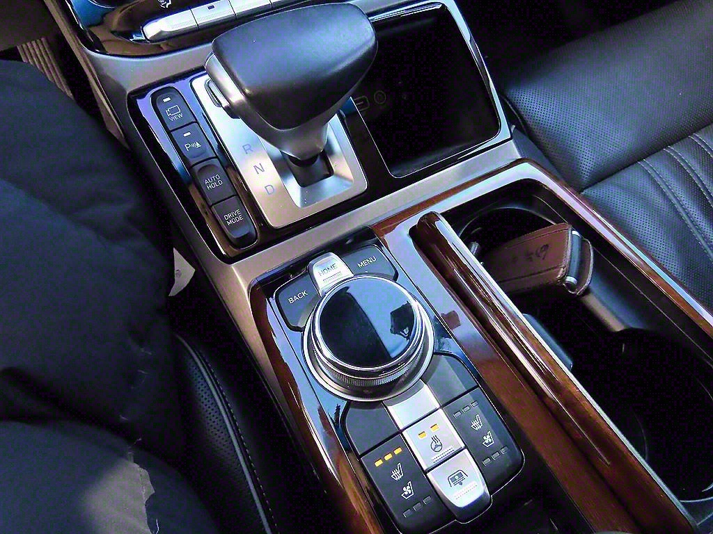 Genesis EQ900 - Vista 11