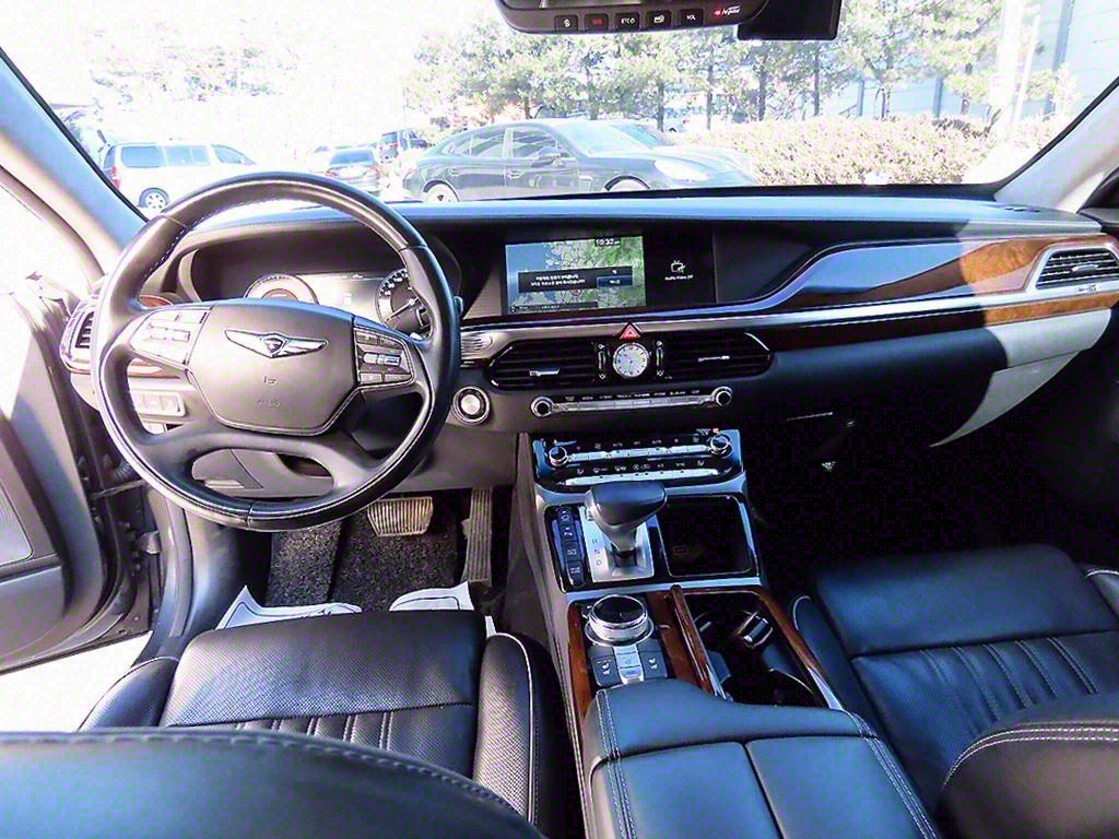 Genesis EQ900 - Vista 7