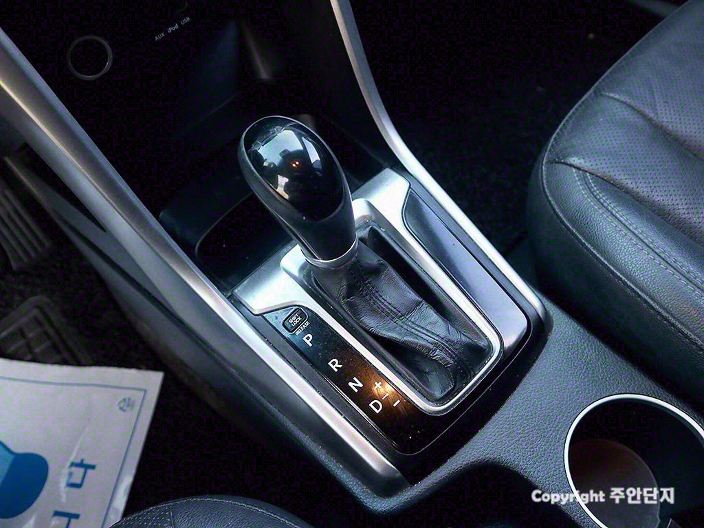 HYUNDAI i30 2014 Gris - Importación desde Corea - HF Imports Iquique - Foto 7