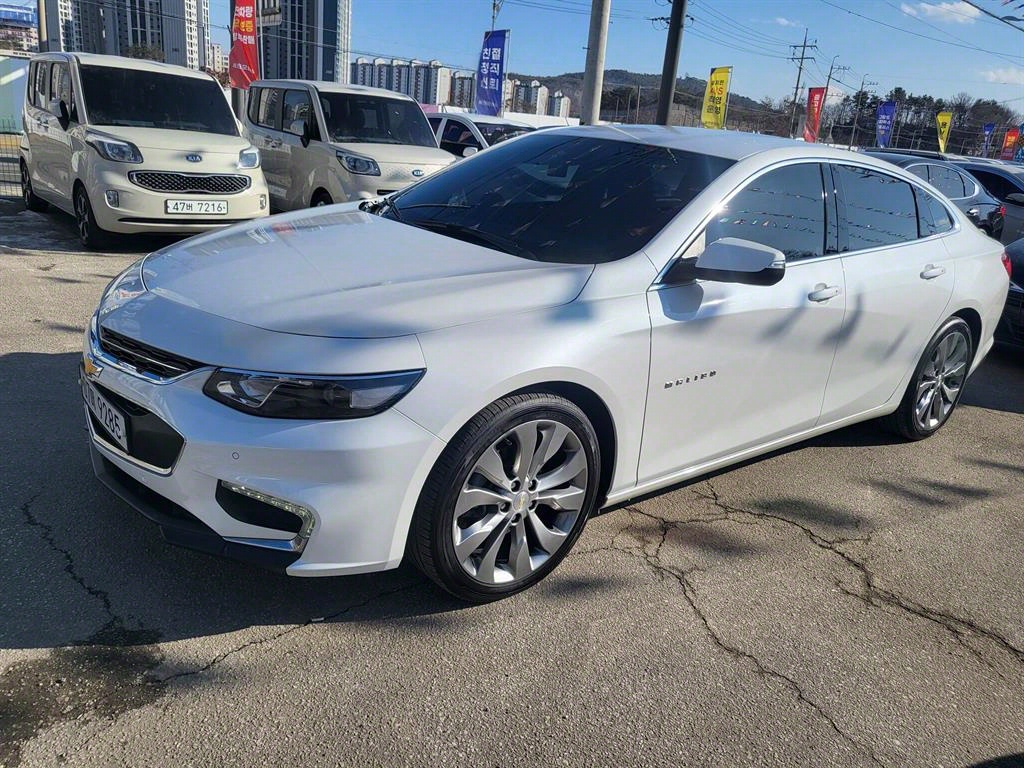 Chevrolet Malibu - Vista 5