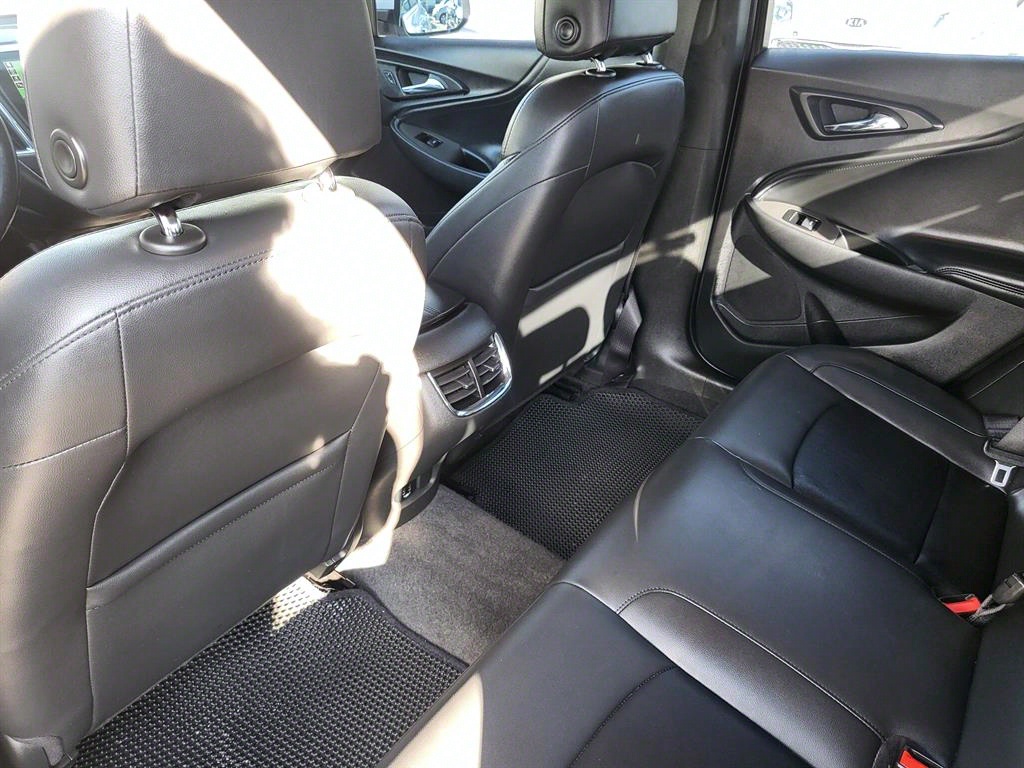 Chevrolet Malibu - Vista 8