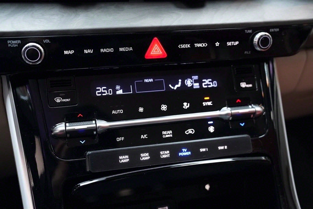 KIA Carnival 2023 Blanco - Importación desde Corea - HF Imports Iquique - Foto 13