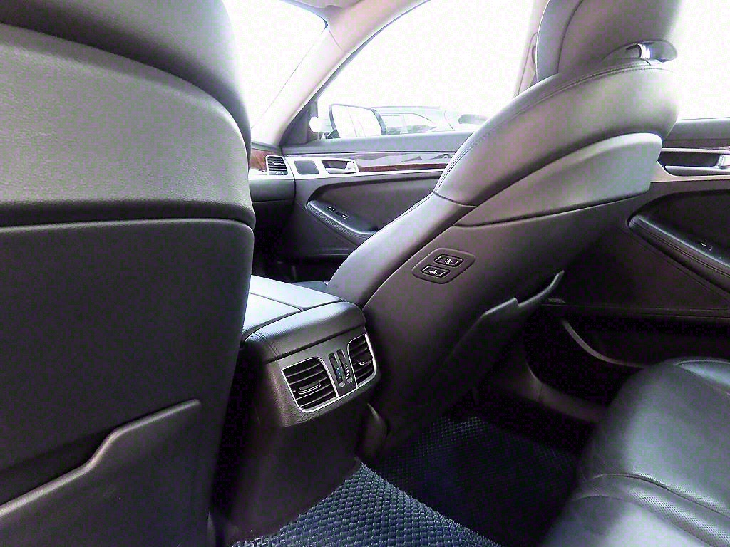 HYUNDAI Genesis 2015 Plateado - Importación desde Corea - HF Imports Iquique - Foto 18