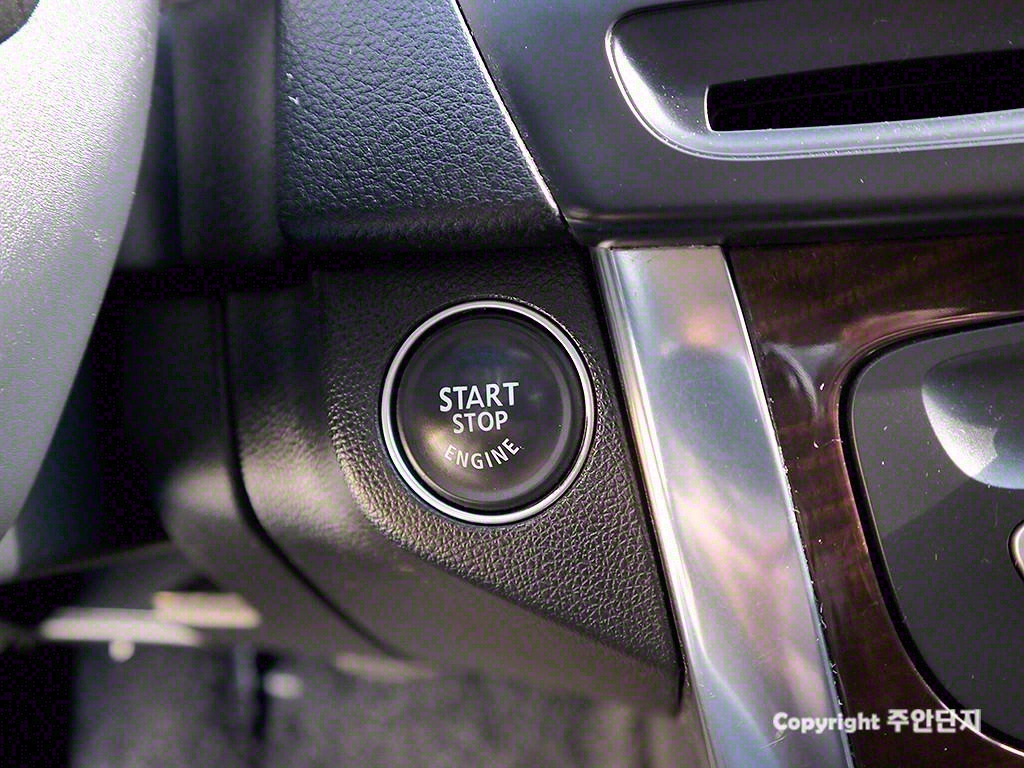 SAMSUNG SM5 2011 Blanco - Importación desde Corea - HF Imports Iquique - Foto 9