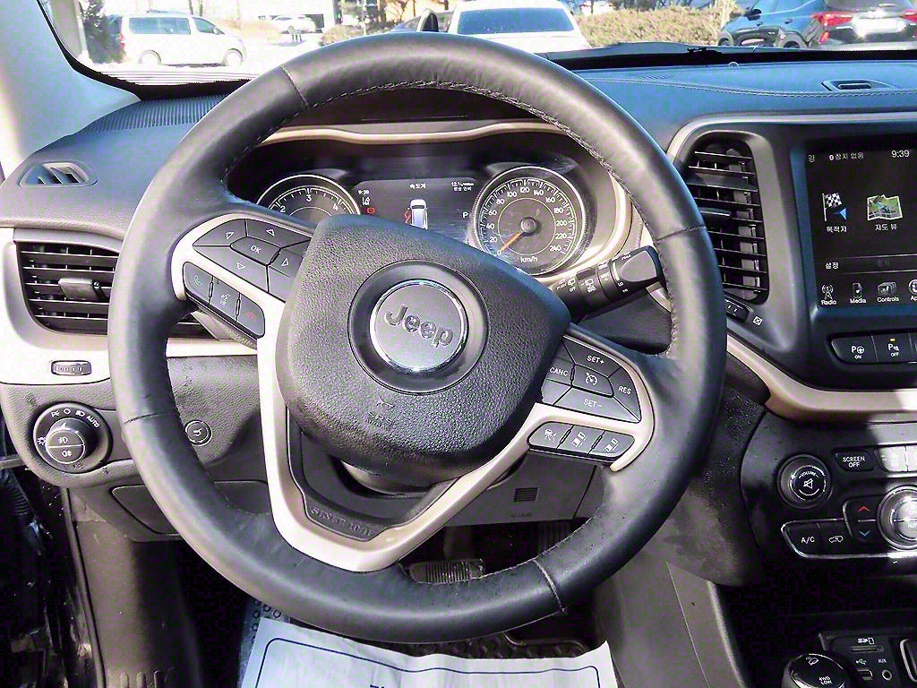 Jeep Cherokee - Vista 8