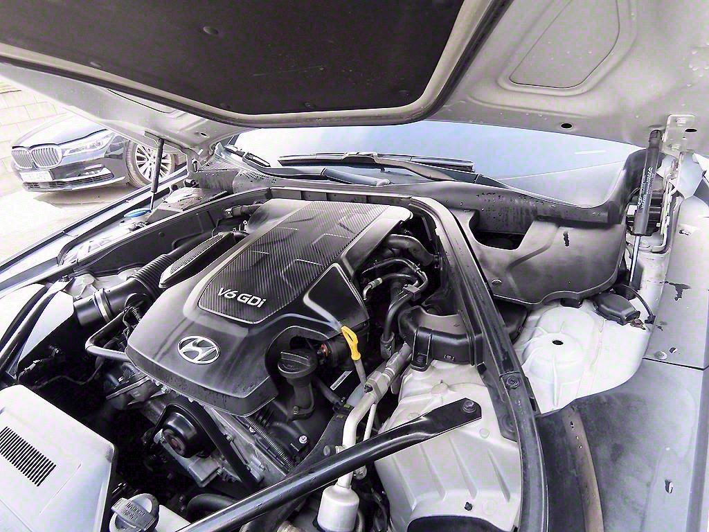 HYUNDAI Genesis 2015 Plateado - Importación desde Corea - HF Imports Iquique - Foto 19