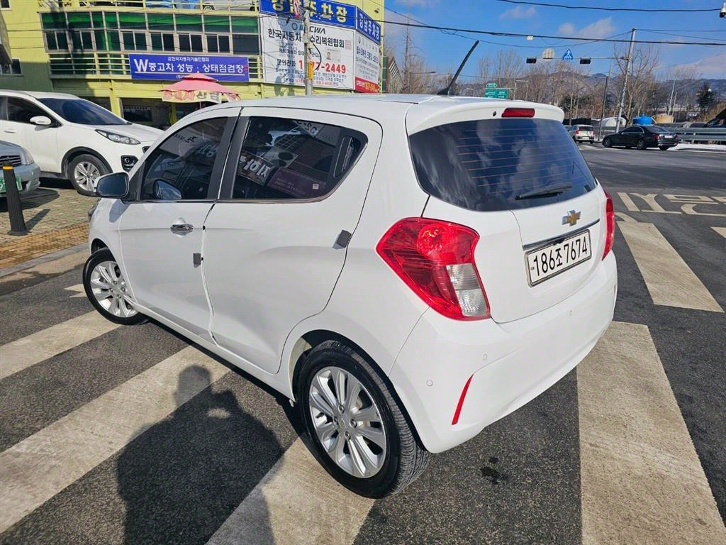 Chevrolet Spark - Vista 4