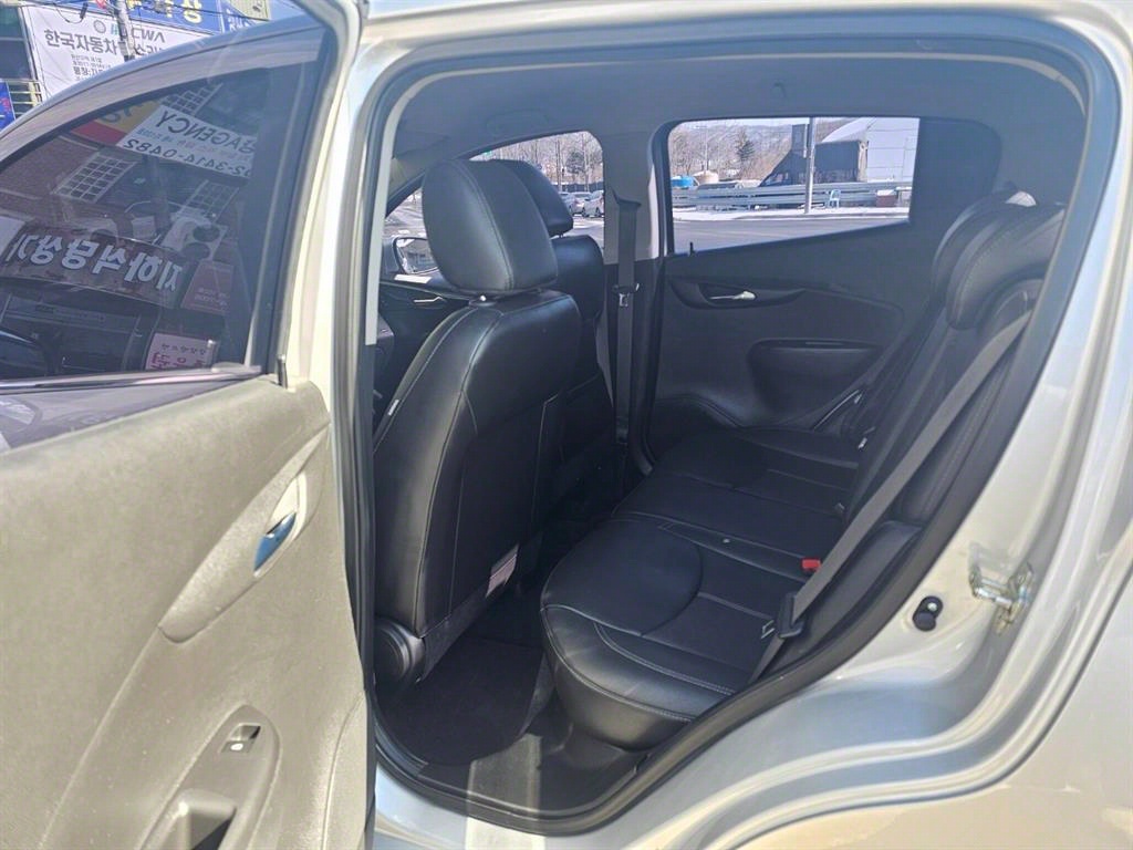 Chevrolet Spark - Vista 11