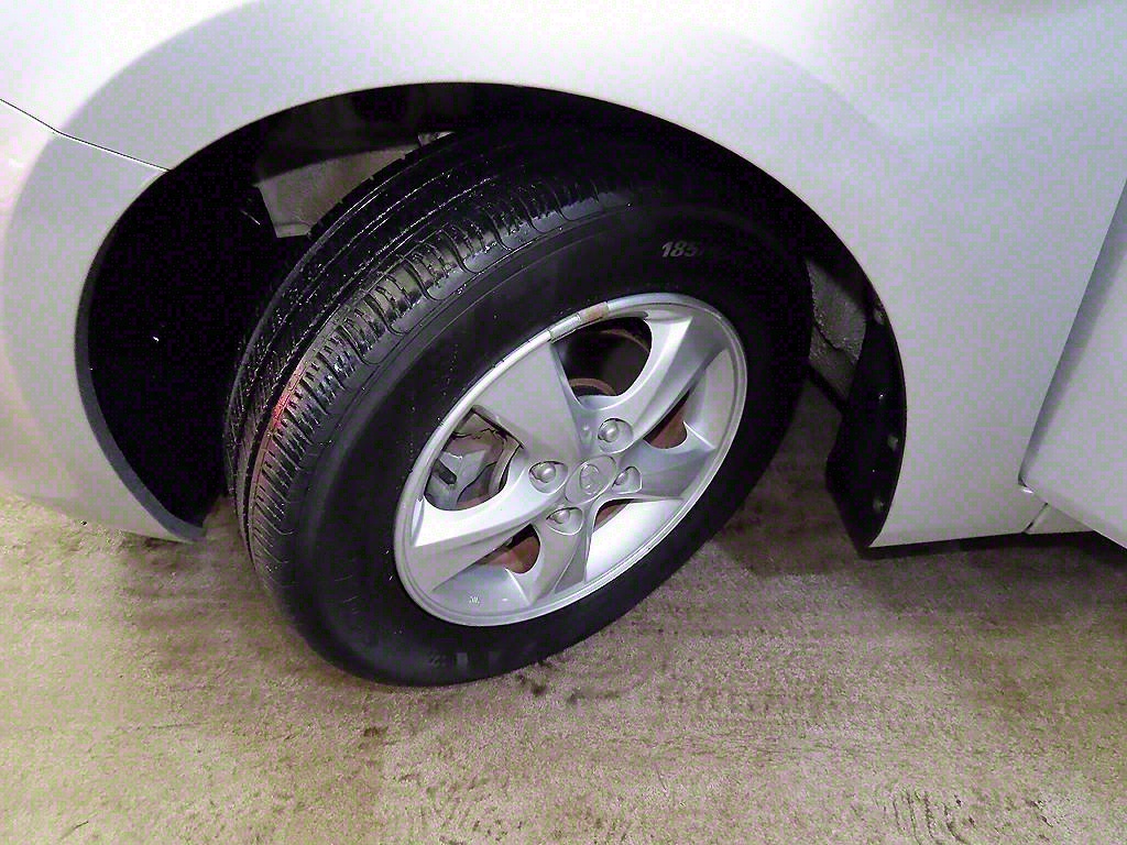 HYUNDAI Accent 2015 Plateado - Importación desde Corea - HF Imports Iquique - Foto 16