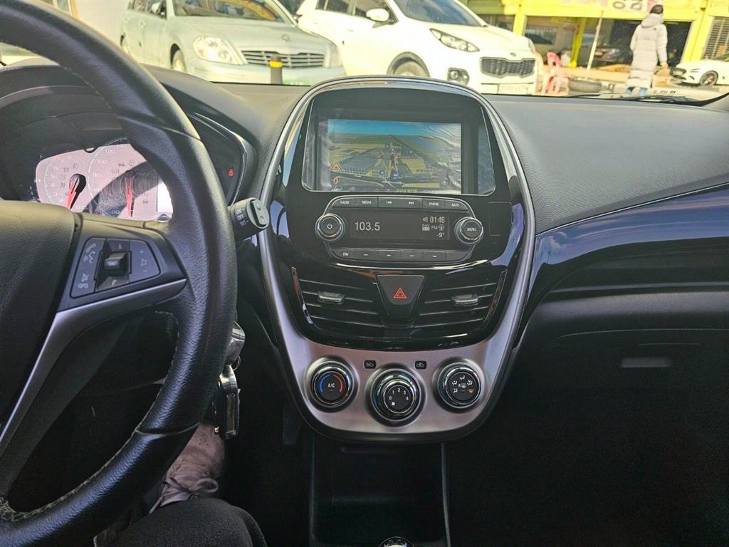 Chevrolet Spark 2017 Blanco - Importación desde Corea - HF Imports Iquique - Foto 16