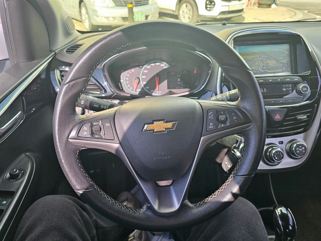 Chevrolet Spark 2017 Blanco - Importación desde Corea - HF Imports Iquique - Foto 13